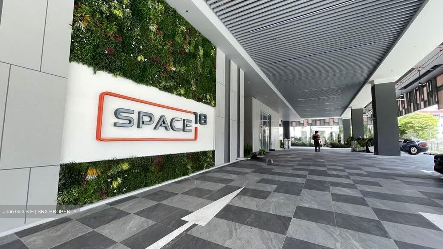 Space 18 (D12), Factory #557779171